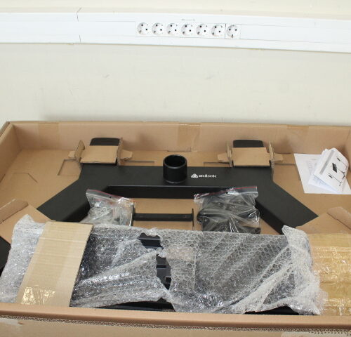 SALE OUT.  | EDBAK | TR51c-B | Trolleys & Stands | 37-60 " | Maximum weight (capacity) 80 kg | USED AS DEMO | Black
