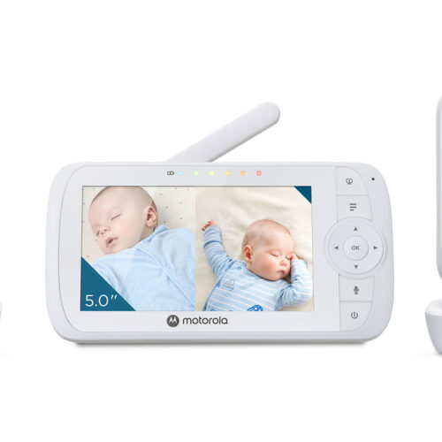 Motorola | Video Baby Monitor - Two camera pack | VM35-2 5.0" | 5.0" diagonal color screen; 5 x preloaded lullabies; Two-way talk; Room temperature monitoring; Infrared night vision; LED sound level indicator; 2.4GHz FHSS wireless technology for in-home viewing; Digital zoom x 2; High sensitivity microphone; Rechargeable parent unit; Secure and private connection; Split-screen viewing | White