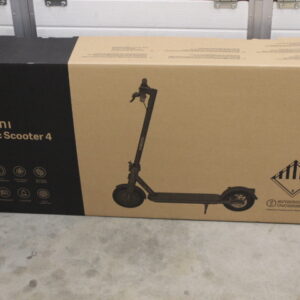 SALE OUT. Xiaomi Electric Scooter 4 EU | Xiaomi | 3 month(s) | USED AS DEMO, MISSING AIR HOSE