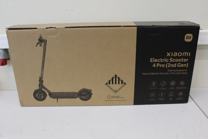 SALE OUT.  | Xiaomi Electric Scooter 4 Pro (2nd Gen) | 400 W | 25 km/h | 10 " | 6 month(s) | DEMO, MISSING INNER PACKAGING