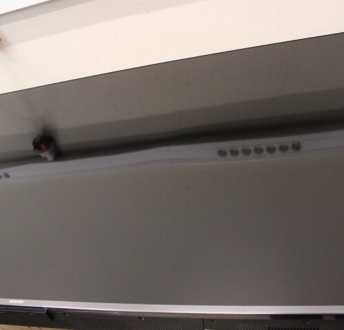 Xiaomi USED, SCRATCHES ON SCREEN, ACTIVATED OS, MISSING: REMOTE, MANUALS AND INNER PACKAGING