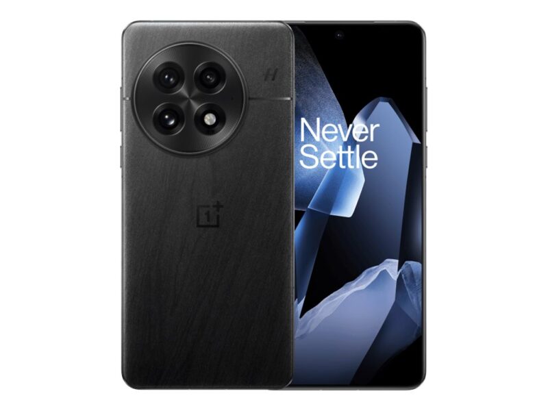 OnePlus 13 | Black Eclipse | 6.82 " | LTPO AMOLED | 1440 x 3168 pixels | Snapdragon 8 Elite (3 nm) | Internal RAM 12 GB | 256 GB | Dual SIM | 4G | 5G | Main camera resolution 50+50+50 MP | Secondary camera resolution 32 MP | Android | 15